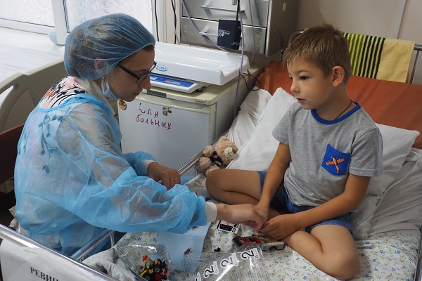 Елена Петряйкина: «Дети доживают до трансплантации благодаря нашей работе»