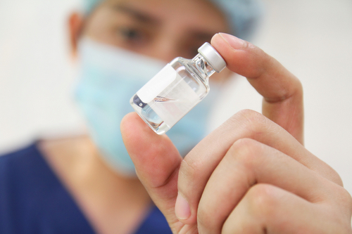 К середине 2015 года будут готовы сотни тысяч вакцин против Эболы