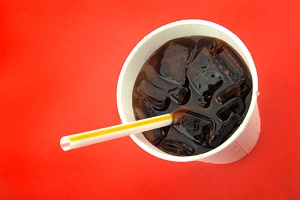 Запрет на большие порции газировки в Нью-Йорке: «Макдональдс» и «Кока-Кола» против