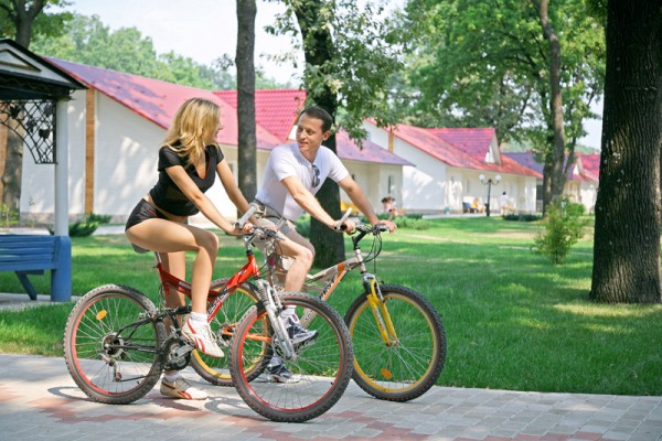 Москвичи стали в 22 раза чаще ездить на городских велосипедах