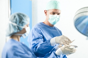 Уникальная операция на парализованных руках