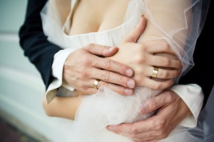 В Казахстане пары, намеревающиеся вступить в брак, направляются к врачу