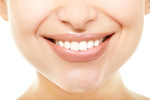 Зубная плёнка спасёт от кариеса и чистки зубов