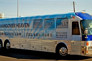В Лас-Вегасе от похмелья начали лечить в автобусе