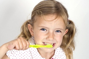 Британские школьники будут чистить зубы на переменках