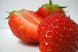 Введён запрет на продажу ягод из Европы в России
